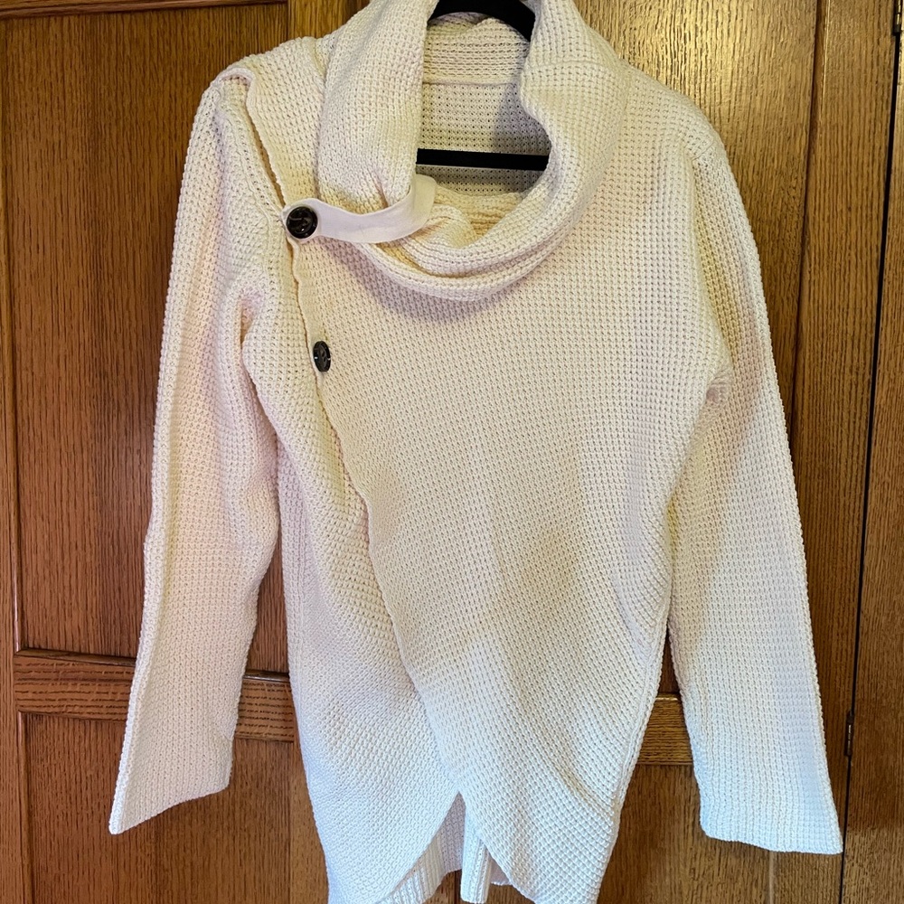Cozy Cream Button-Detail Pullover Sweater